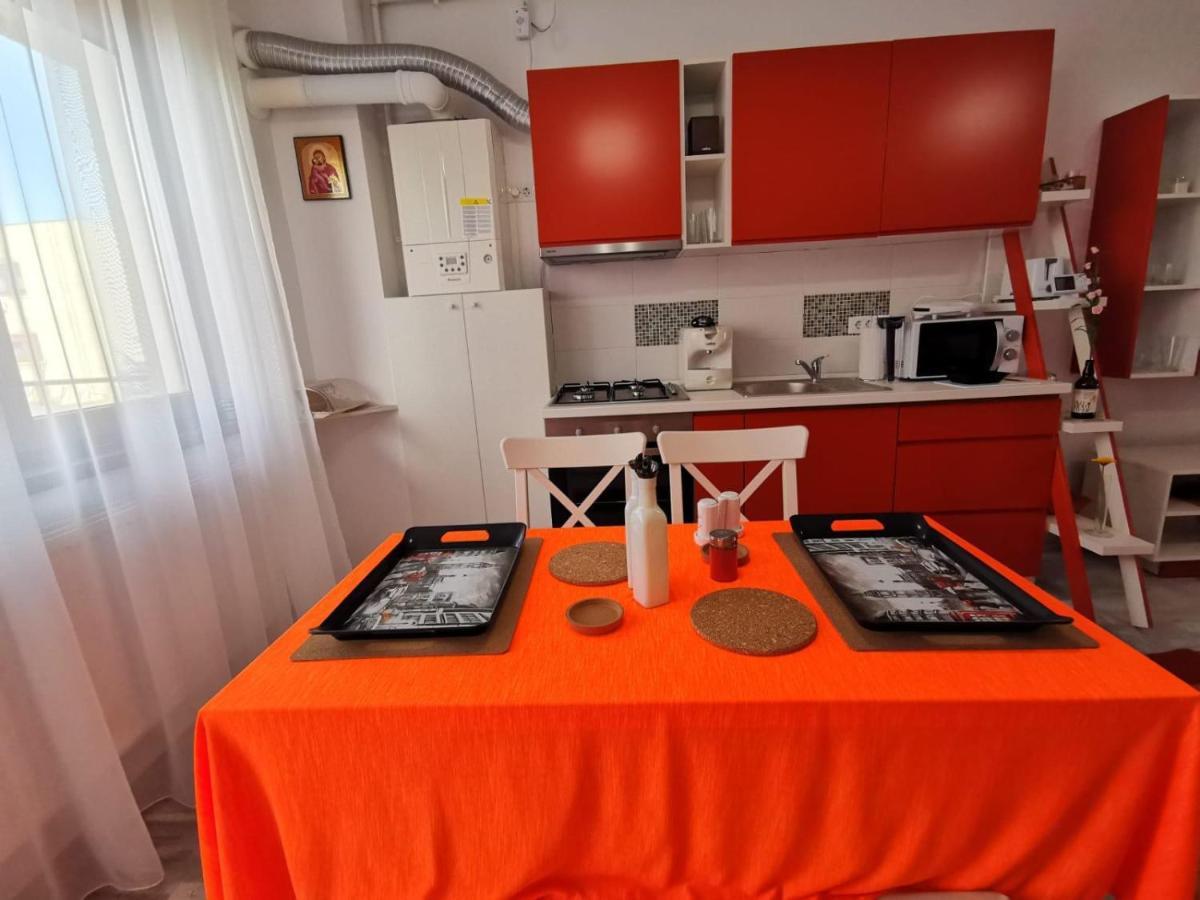 Orange Apartment-Brilliant Apartments Constanţa Esterno foto